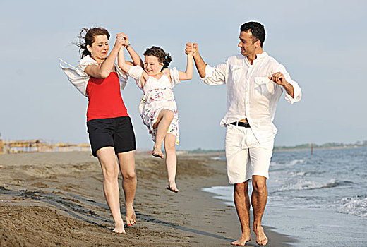 高兴,年轻家庭,开心,生活方式,健康生活,海滩