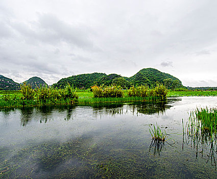 河流