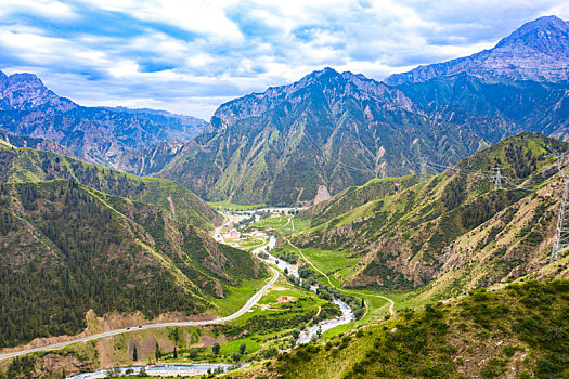 中国新疆的独库公路