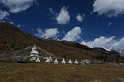 四姑娘山景区双桥沟