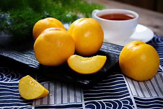 新鲜水果黄金油桃