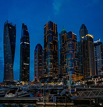 阿联酋迪拜码头之夜