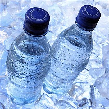 两个,水瓶,冰,冰块