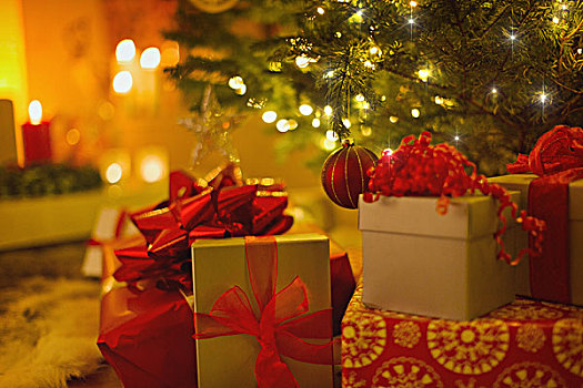 圣诞礼物,红色,蝴蝶结,光亮,圣诞树
