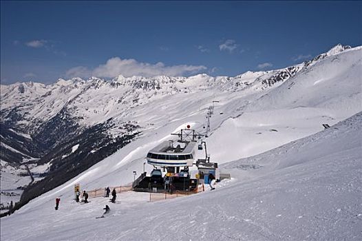 上面,滑雪缆车,山谷,提洛尔,奥地利
