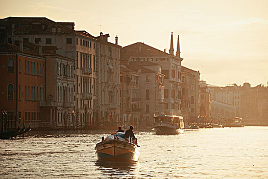 货船,威尼斯,大运河,日出,古建筑,意大利