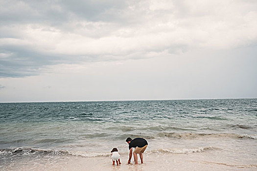 父亲,女儿,玩,海滩,坎昆,墨西哥