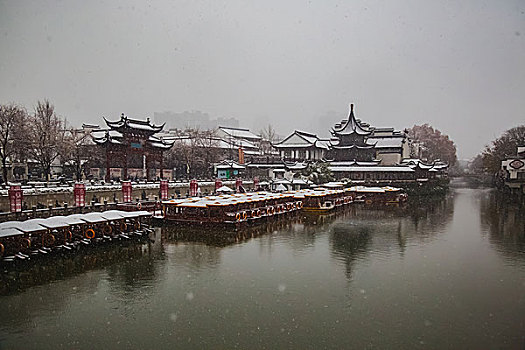 风雪中的南京夫子庙