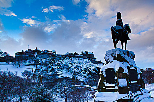 苏格兰,城市,爱丁堡,纪念建筑,皇家,王子,街道,花园,远眺,爱丁堡城堡,毯子,雪