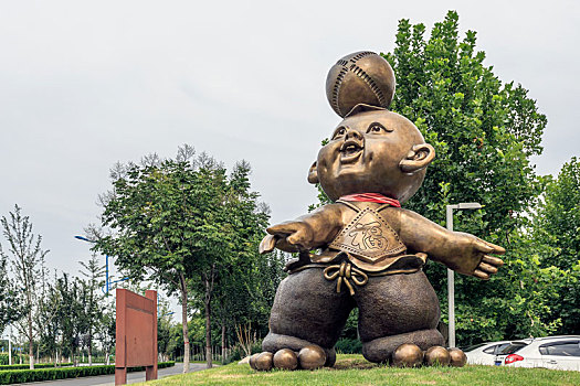 儿童蹴鞠,古代足球,雕塑,山东省淄博市临淄