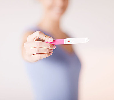 特写,女人,拿着,妊娠测试