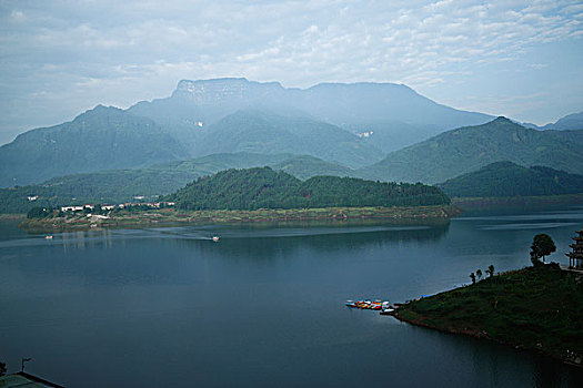 四川洪雅瓦屋山,清晨,湖泊,自然环境