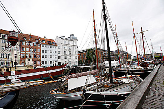 nyhavn,harbour,in,copenhagen,denmark,丹麦哥本哈根