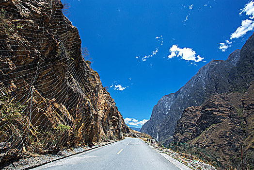 香格里拉虎跳峡