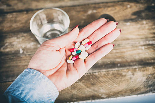 女人,药品,手