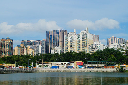 深圳城中村池塘及建筑舞景观
