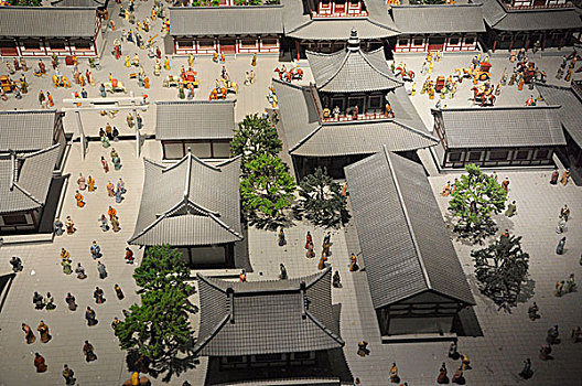 朴槿惠访驻纽约文化院	：望展现韩5千年文化魅力