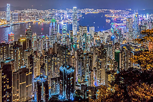 太平山顶观维多利亚港夜景