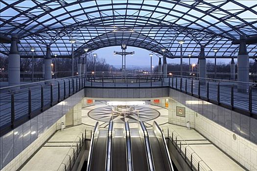 地铁站,多特蒙德,鲁尔区,北莱茵威斯特伐利亚,德国,欧洲