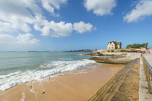 葡萄牙海滨小镇卡斯凯什海滩风景