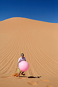 轻盈,男人,大,粉色,气球,沙漠,州立公园,靠近,犹他,美国