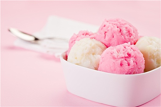 草莓,香草冰淇淋