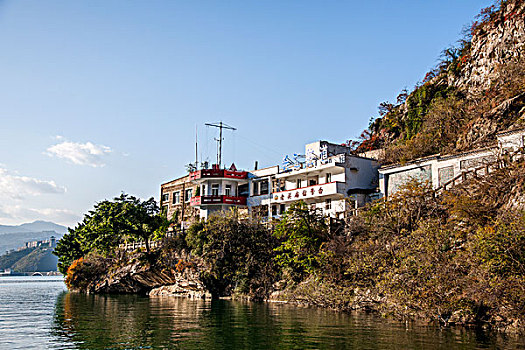 长江三峡瞿塘峡峡谷老关庙信号台