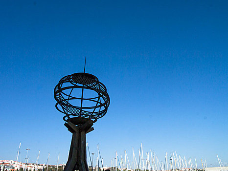 葡萄牙里斯本海边纪念碑