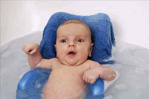 婴儿,男孩,两个,老,卧,浴缸