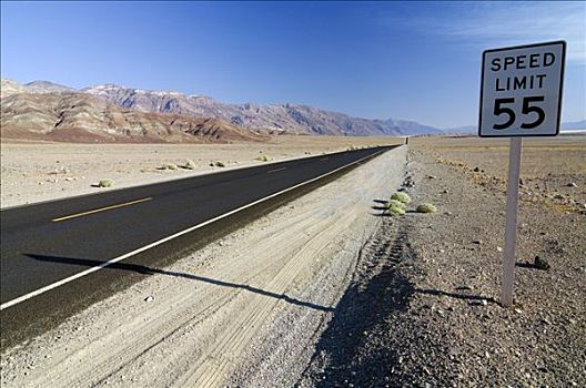 交通标志,标记,限速,公路,死谷,死亡谷国家公园,加利福尼亚,美国,北美