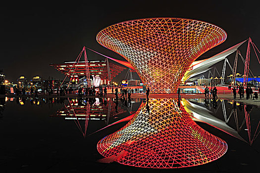 2010年41届上海世博会世博轴阳光谷夜景