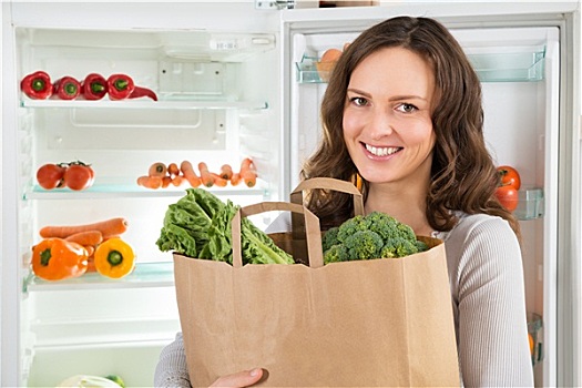 女人,拿着,购物袋,蔬菜
