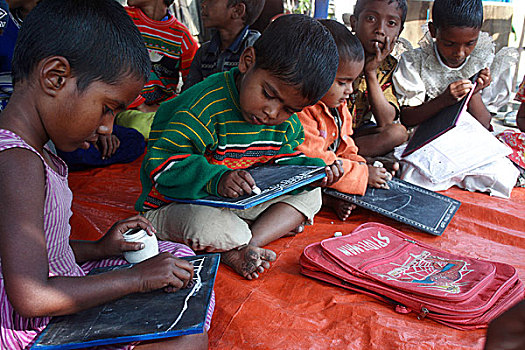 孩子,学校,气旋,库尔纳市,孟加拉,一月,2008年