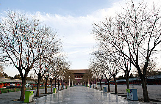 北京地标建筑故宫庭院人行道