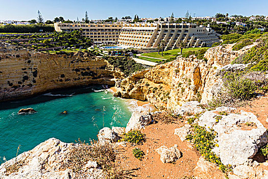 俯视图,酒店,小,沙滩,下方,峭壁,阿尔加维,葡萄牙