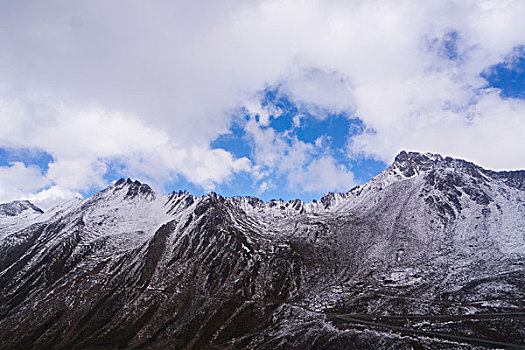 四姑娘山