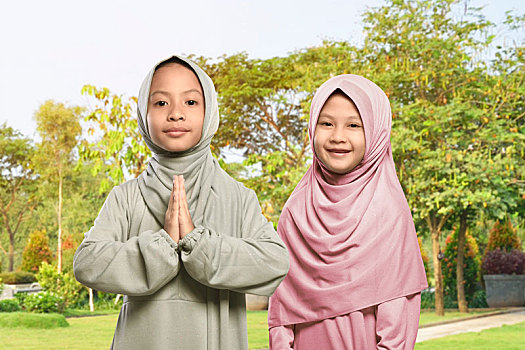 两个,亚洲人,穆斯林,女孩,庆贺,一起