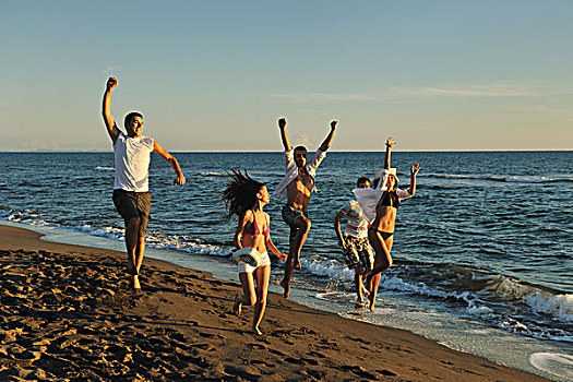 高兴,年轻人,群体,开心,白人,跑,跳跃,日落,时间