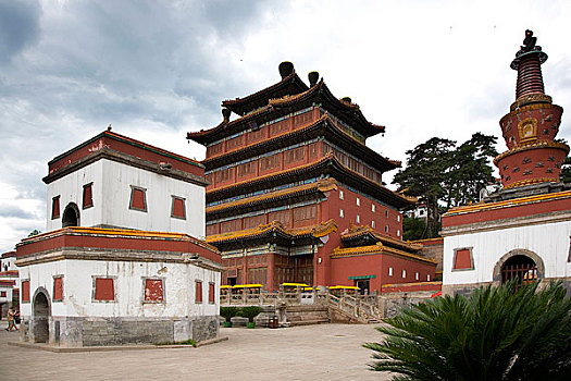 河北承德普宁寺