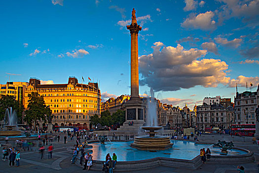 英格兰,伦敦,特拉法尔加广场,纳尔逊纪念柱,喷泉,一个,流行,旅游胜地