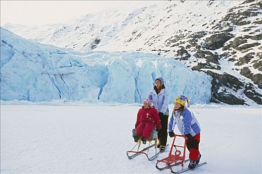 家庭,踢,雪橇运动,一起,波蒂奇,湖,阿拉斯加,冬天