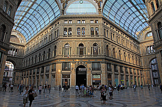意大利,坎帕尼亚区,那不勒斯,商业街廊,购物,拱廊