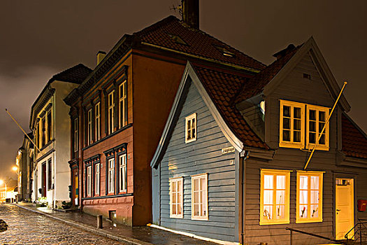 木屋,夜晚,卑尔根,挪威,欧洲