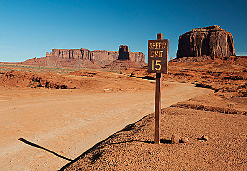 限速标识,道路,纪念碑谷,纳瓦霍,国家,预留,亚利桑那,美国