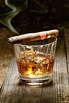 古巴,雪茄,威士忌酒