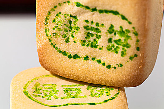 中国传统糕点绿豆饼