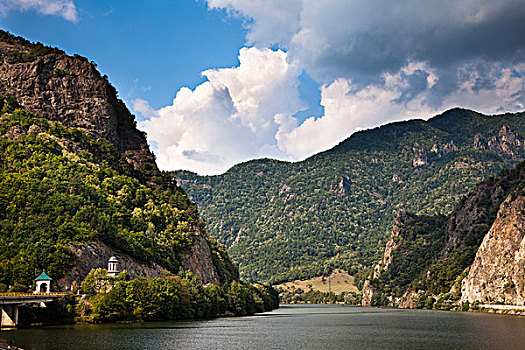 峡谷,喀尔巴阡山脉地区,北方,水库,罗马尼亚