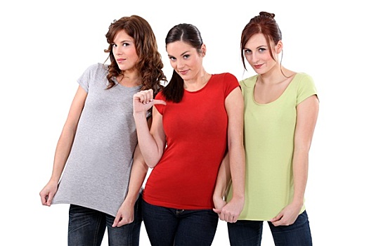 两个女人,展示,t恤,一个,女人,指向