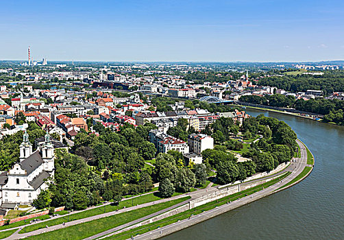 游客气球在克拉科夫在波兰,鸟瞰