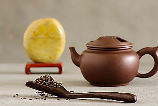 普洱茶与紫砂壶